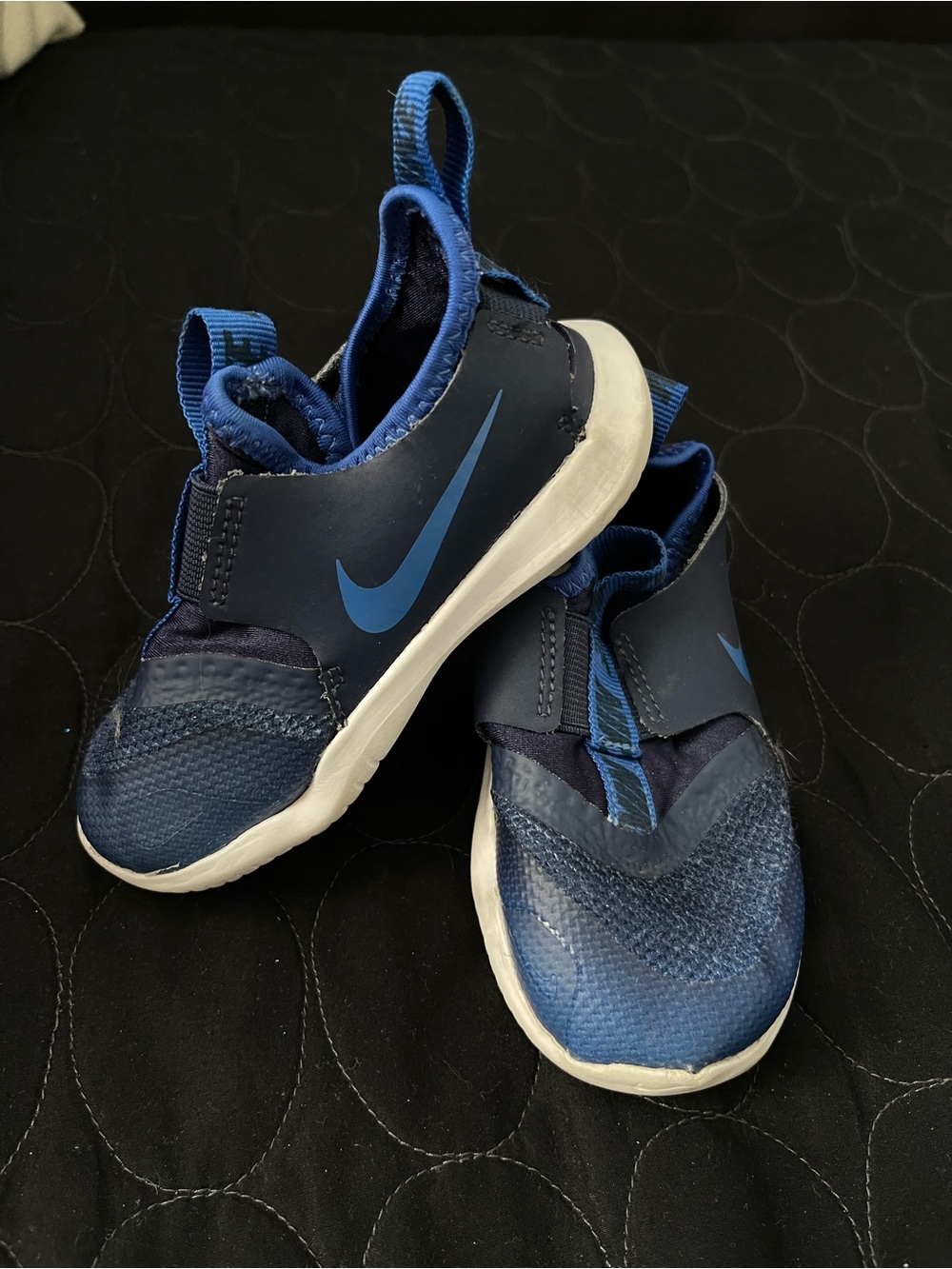 Nike Kids Slip-On Sneakers in Navy and Bright Blue